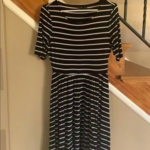 Black and white stretchy dress